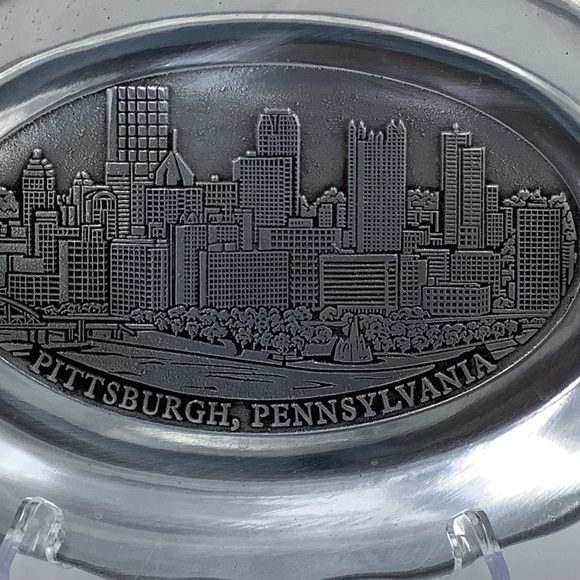 Vintage Pewtarex Pittsburgh Pennsylvania Pewter Bread Tray - Picture 2 of 4